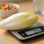 découvrez la quantité exacte de calories dans l'endive, ce légume minceur idéal pour vos régimes. apprenez ses bienfaits nutritionnels et comment l'intégrer dans vos repas.